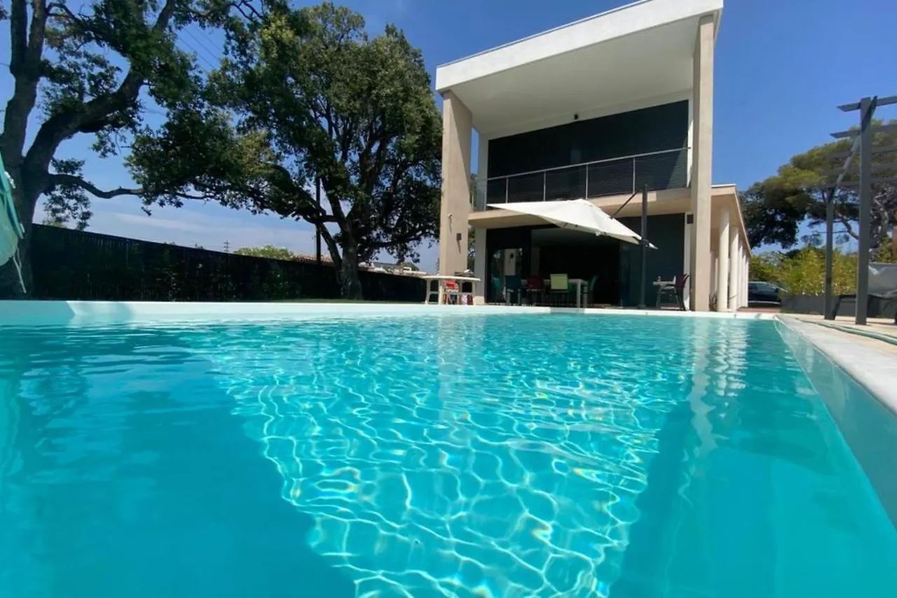 Magnifique Villa Contemporaine Climatise Piscine Ref Villa Notre Dame Saint-Raphael   Saint-Raphael (Var)